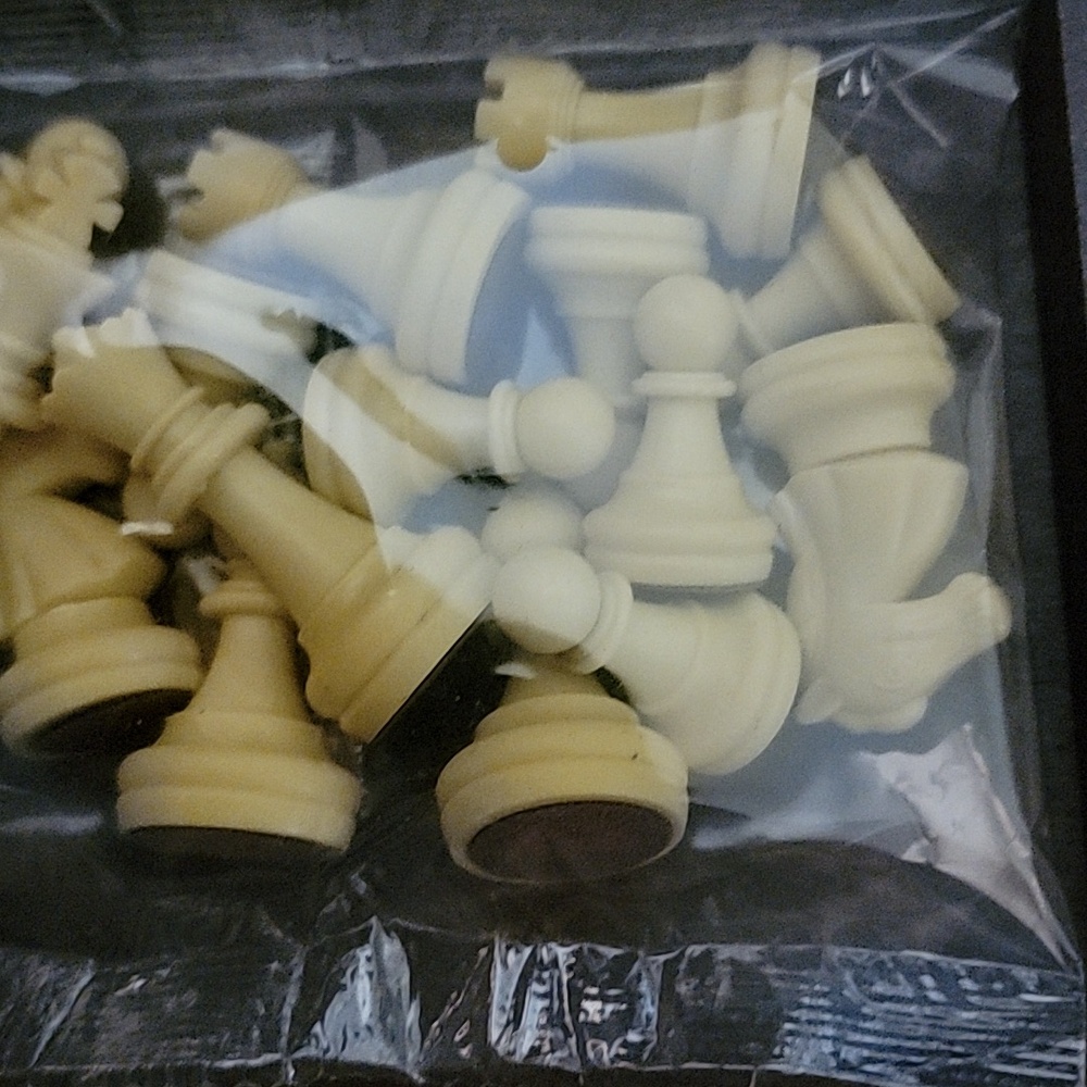 BUNDLE/TRAVEL CHECKERS & CHESS SETS/MAGNETIC - Picture 10 of 16